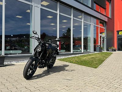 NOVÝ MOTOCYKL: Honda CB 300 R